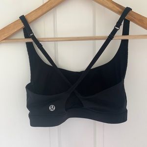 Lululemon black sports bra size 2